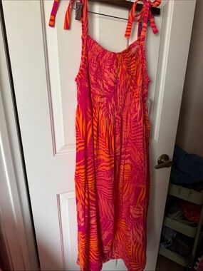 beachlunchlounge Pink and Orange Tropical Print Maxi Dress